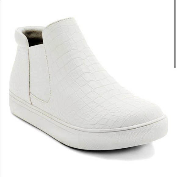 NWT Coconuts by Matisse Harlan sneaker - Picture 2 of 5